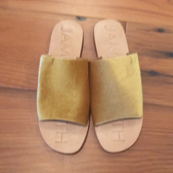 James Smith Off Duty Velvet Slide Marigold 38 / 8 - Picture 1 of 5